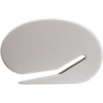 Oval Cutter with magnetic strip - White